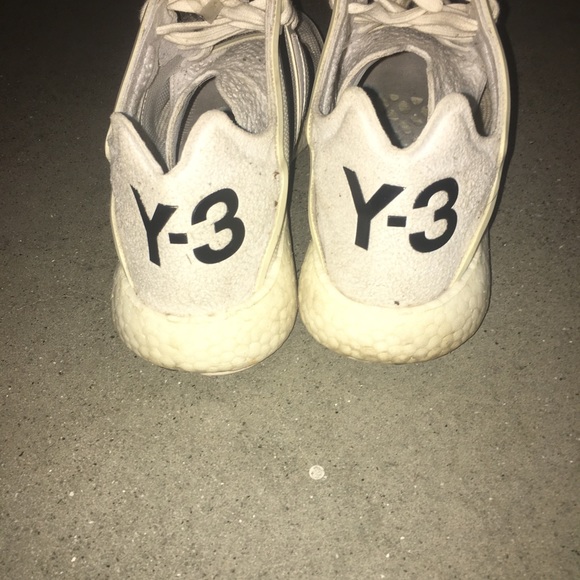 Y3 x Adidas Boost - Picture 2 of 5